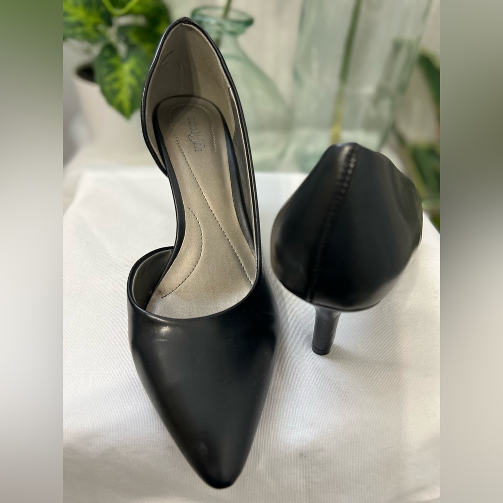 SOLD East 5th Black High Heels Size 9W